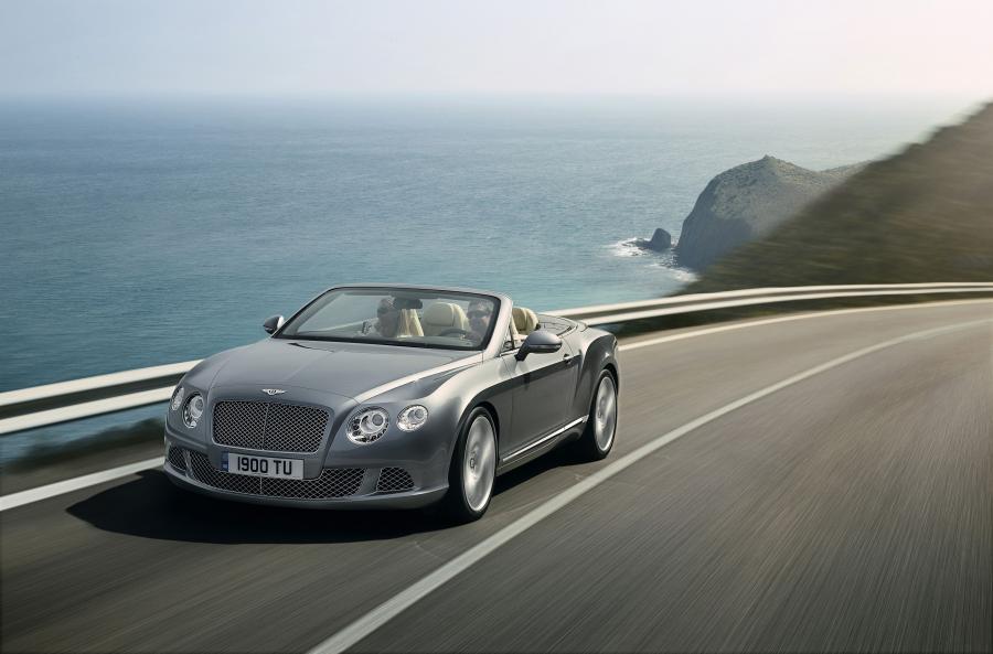  Bentley Continental GT Convertible 2011 года  (фото 27 из 37)